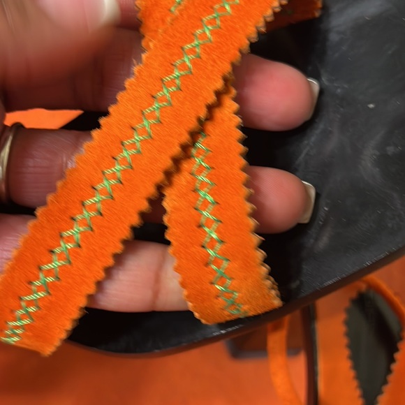 Beautiful Giancarlo Paoli Orange Sandals Size 40 - Picture 13 of 16